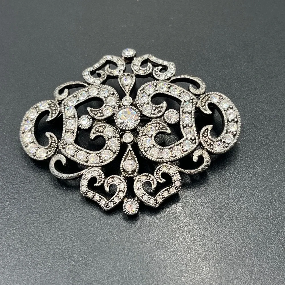 JBK‎ Camrose & Kross Kennedy Rhinestone Vintage Openwork Statement Brooch Piece